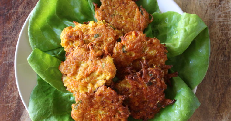 Cabbage Carrot Chickpea Fritters / Pakoras